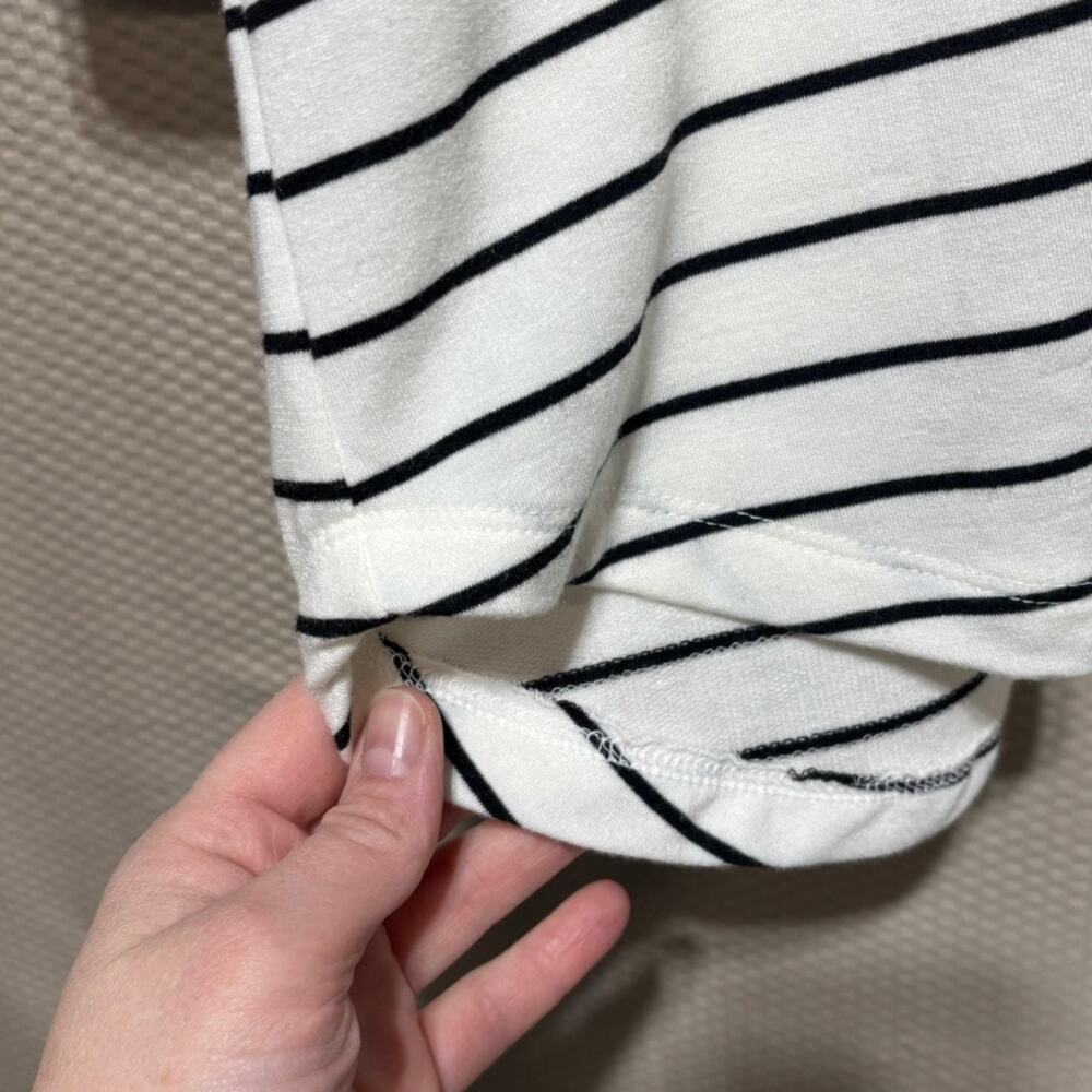 Pink Clover Women's XL Striped Raglan Top NWT White Black Pocket - Picture 4 of 10